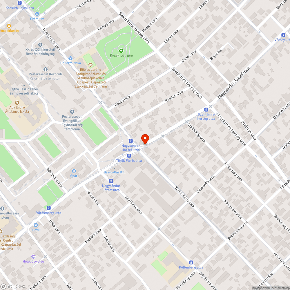 Chevrolet lacetti áll a kapuban bejelentés helye