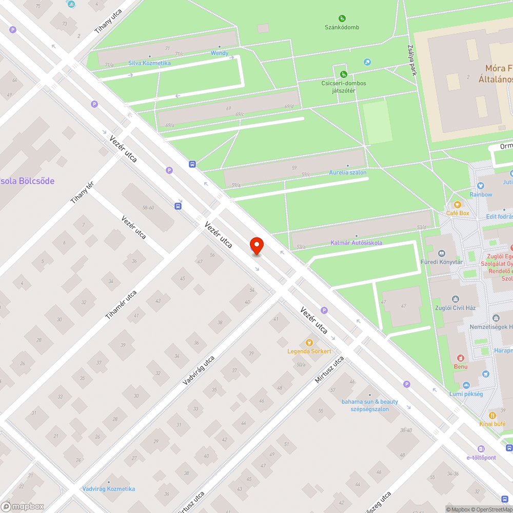 Gumikerekek a fa tövében. bejelentés helye