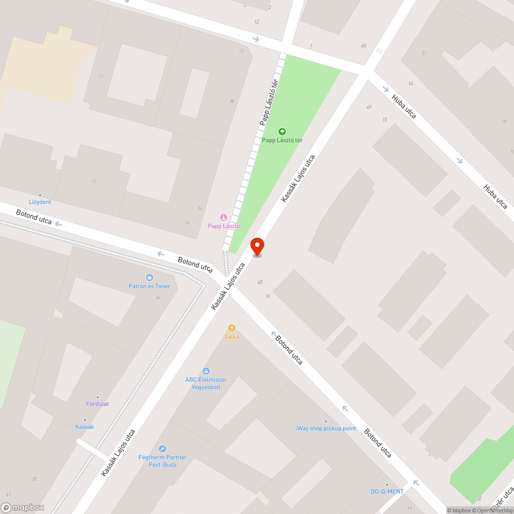 Nyitott plakáttartó a telefonfülkén bejelentés helye