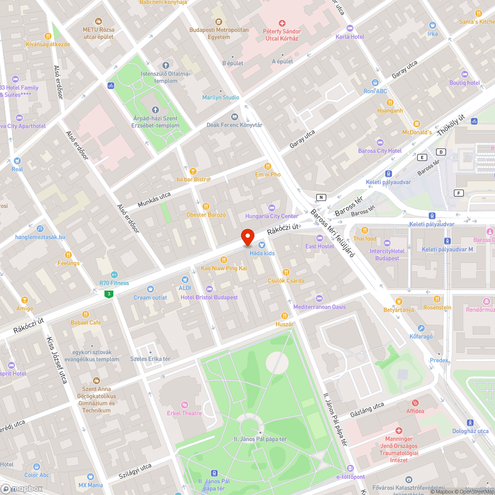 Kátyúk a buszmegálló mellett bejelentés helye