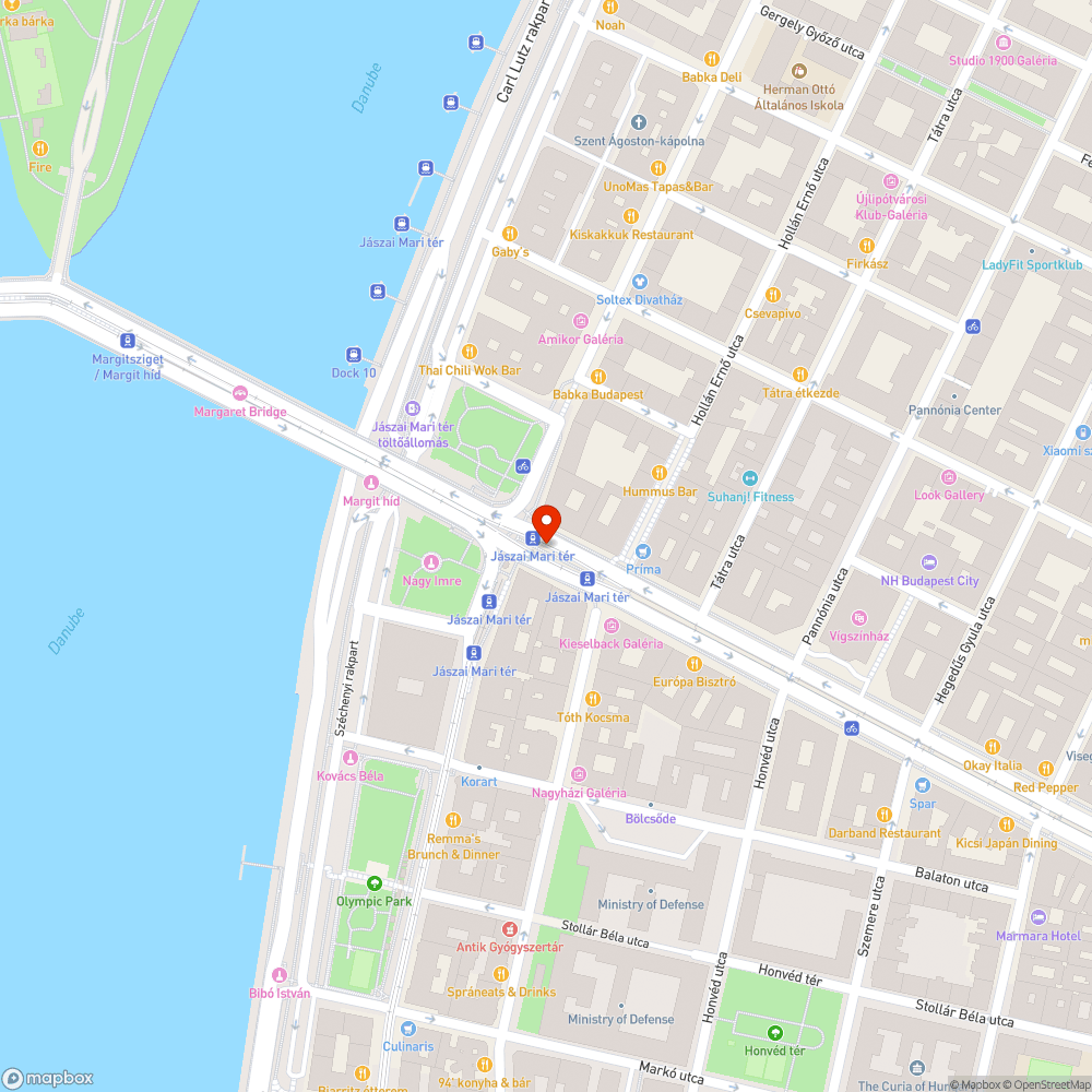 Összefirkált villamosmegálló a Jászain bejelentés helye