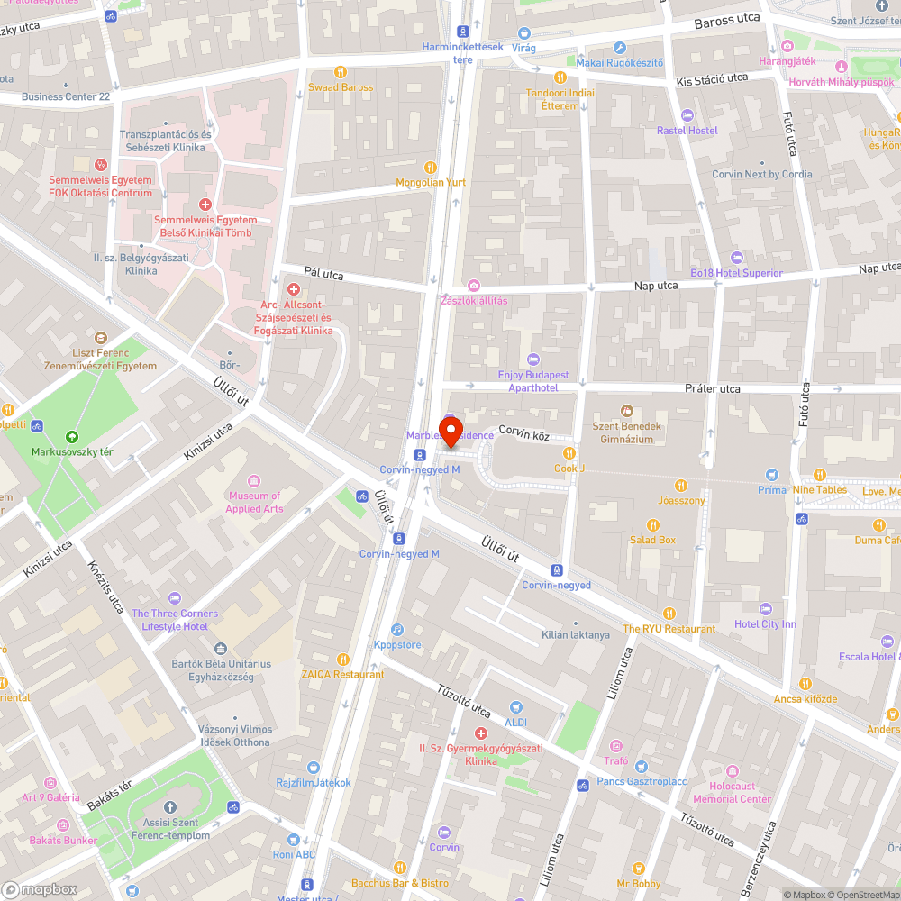 Nem karban tartott hirdetőtábla, takarítás is ráférne bejelentés helye