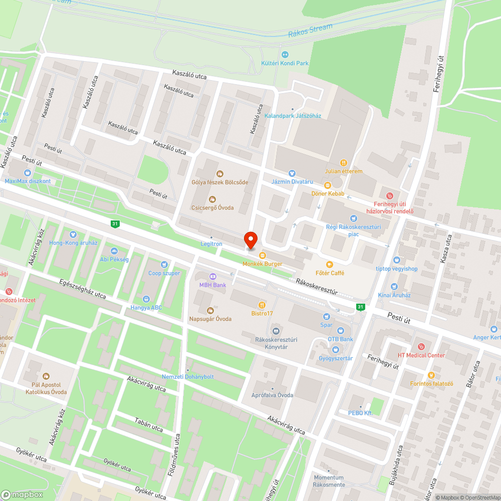 Nagydarab betontömbök foglalják a közterületet bejelentés helye