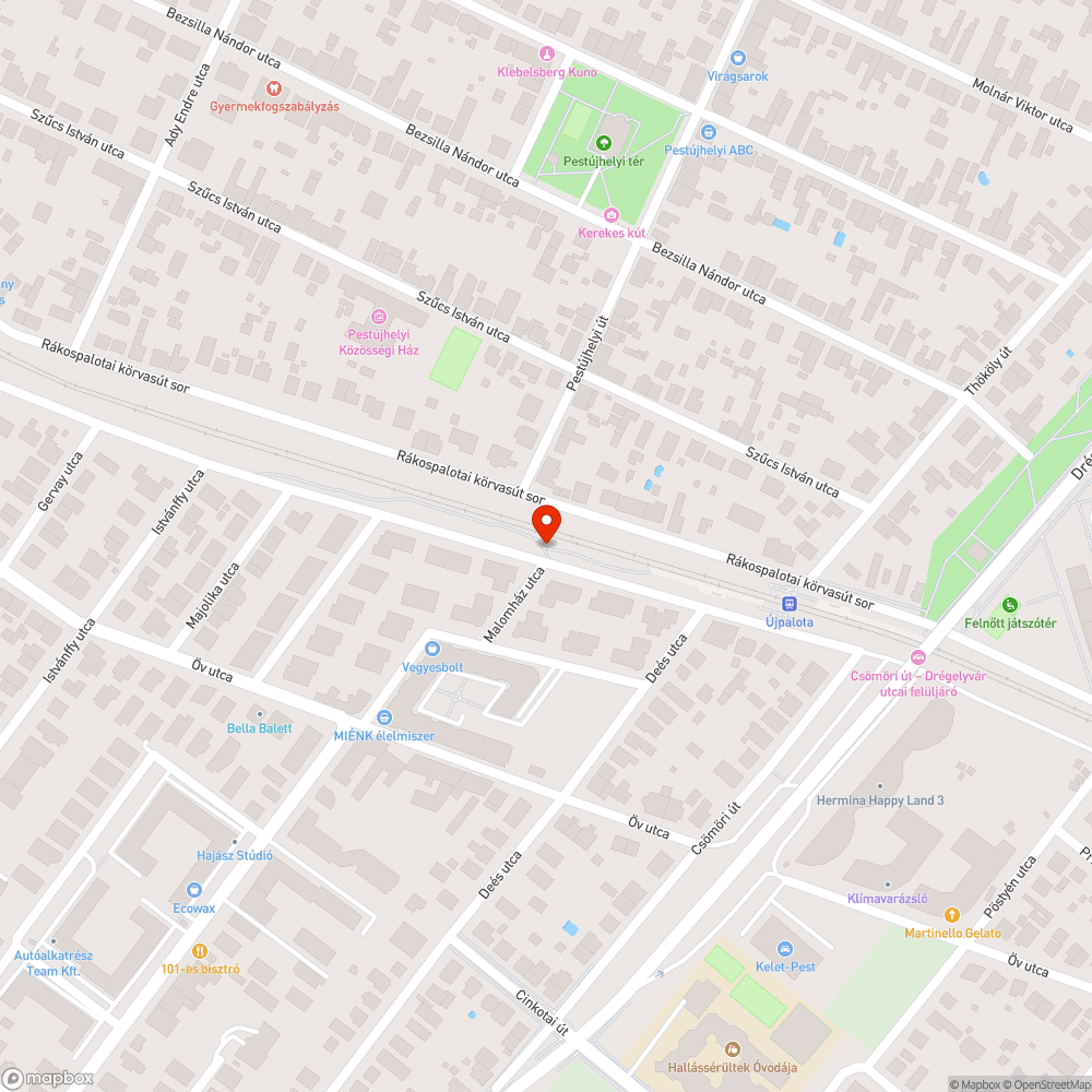 Út közepén kátyú bejelentés helye