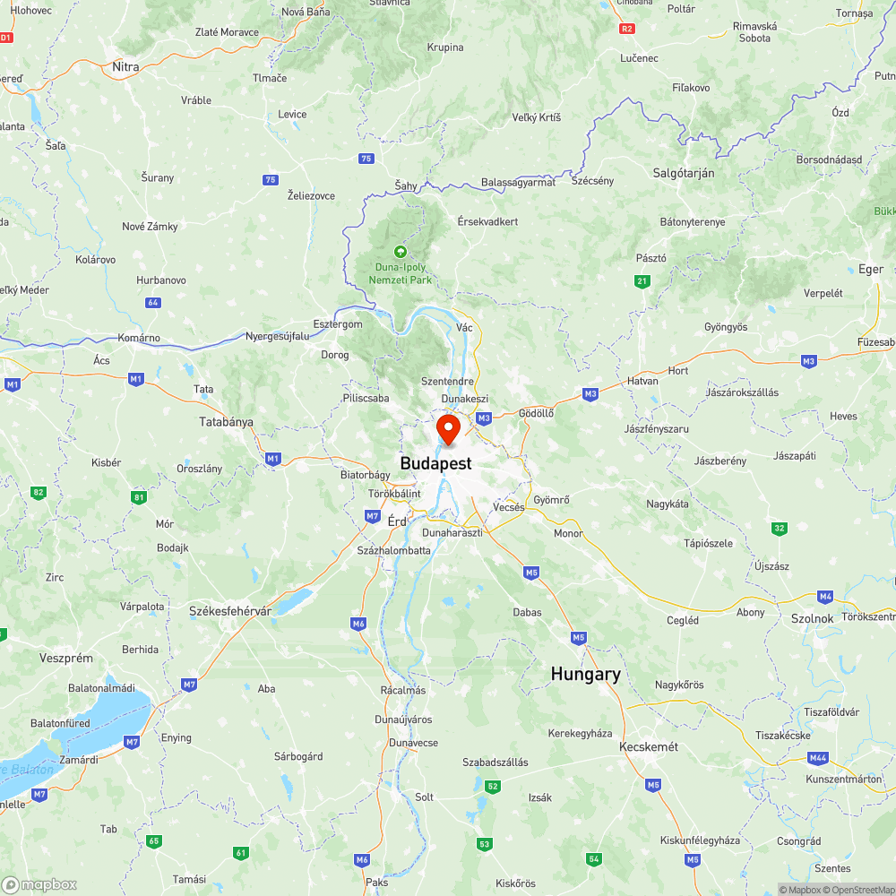 Nagyméretű szemét a Gömb utcában hónapok óta bejelentés helye