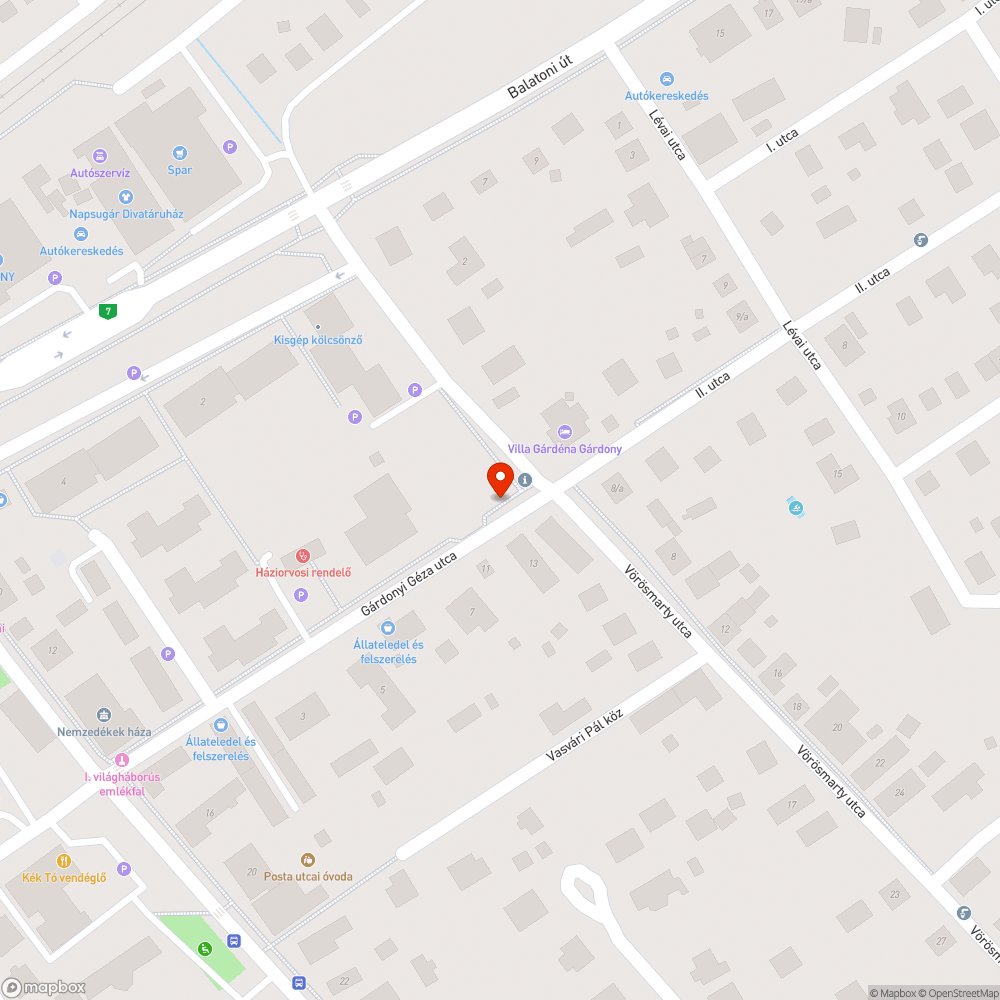 Járdára rálógó orgona bokor, nem lehet elférni már tőle bejelentés helye