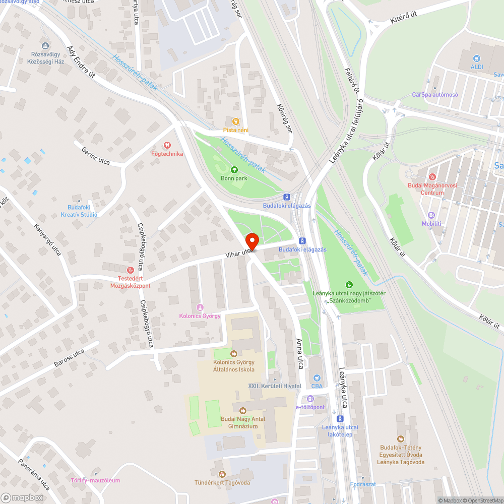 Hiányzó utcanévtábla és gaz bejelentés helye