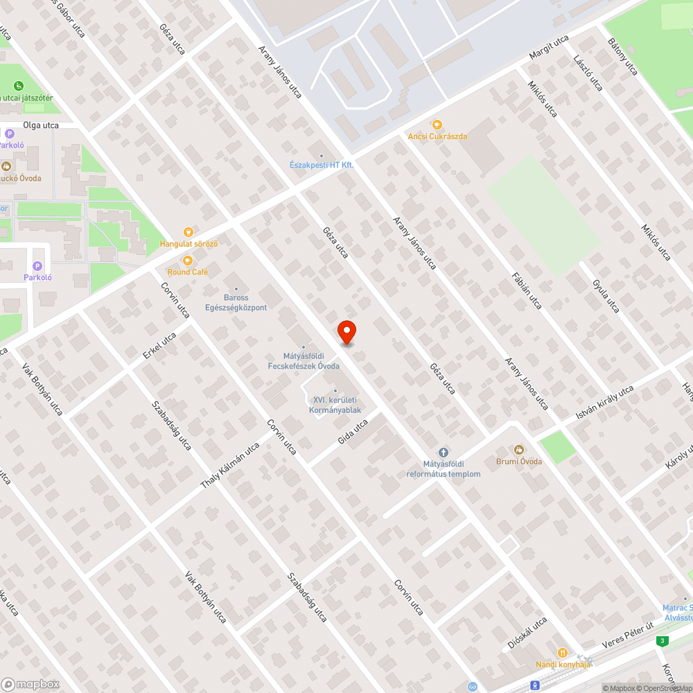 Járda fölé belógó fa bejelentés helye