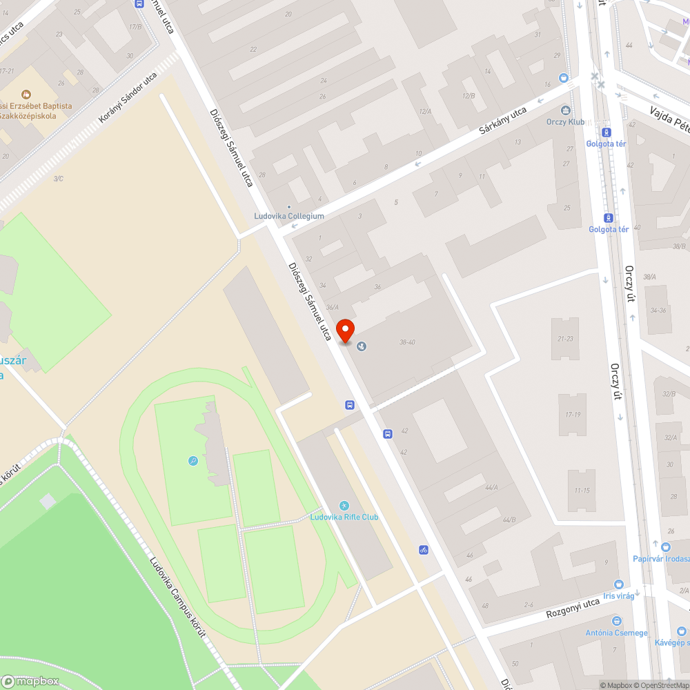 Összetört a kitöltő anyag az akna fedelén bejelentés helye