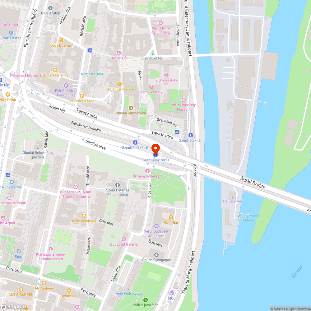 Összefirkált Árpád híd bejelentés helye