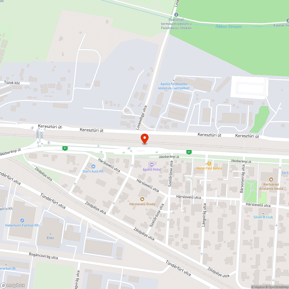 Graffitiktől hemzsegő buszmegálló bejelentés helye