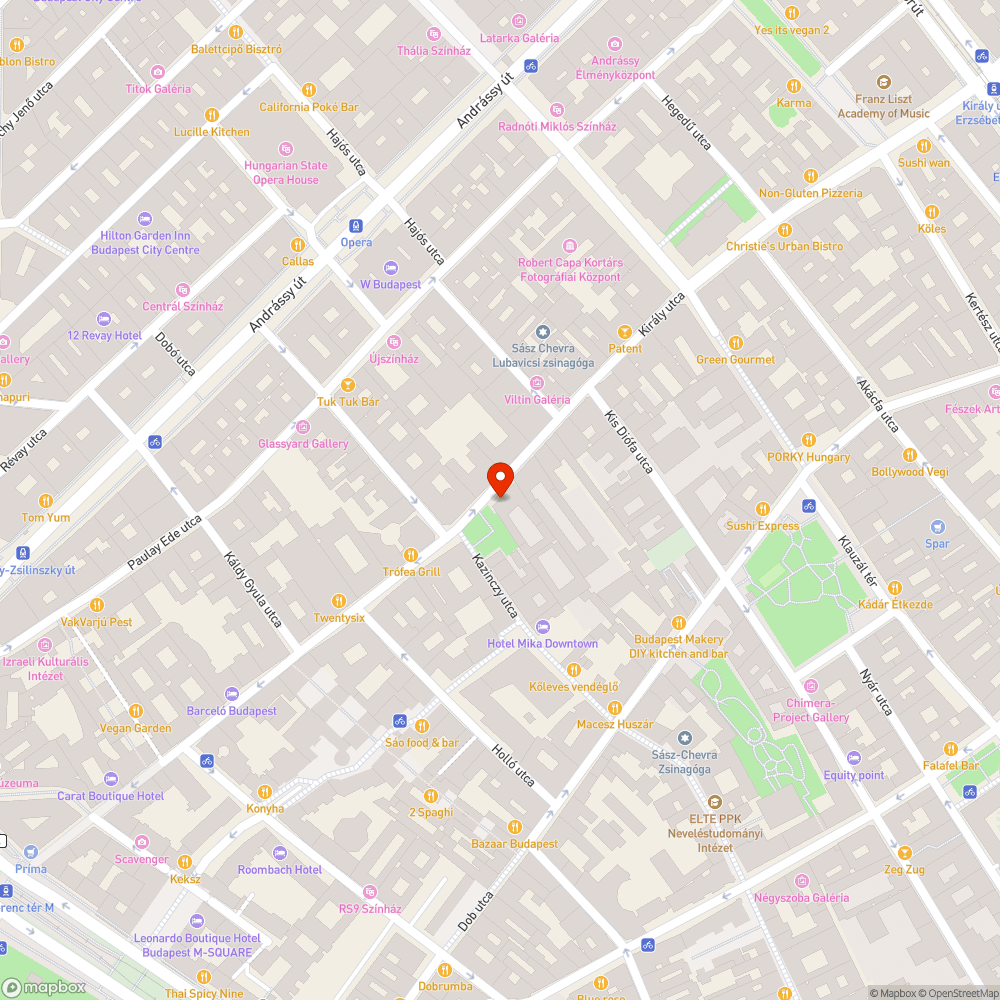 Törött kuka az utca közepén, tele szeméttel bejelentés helye