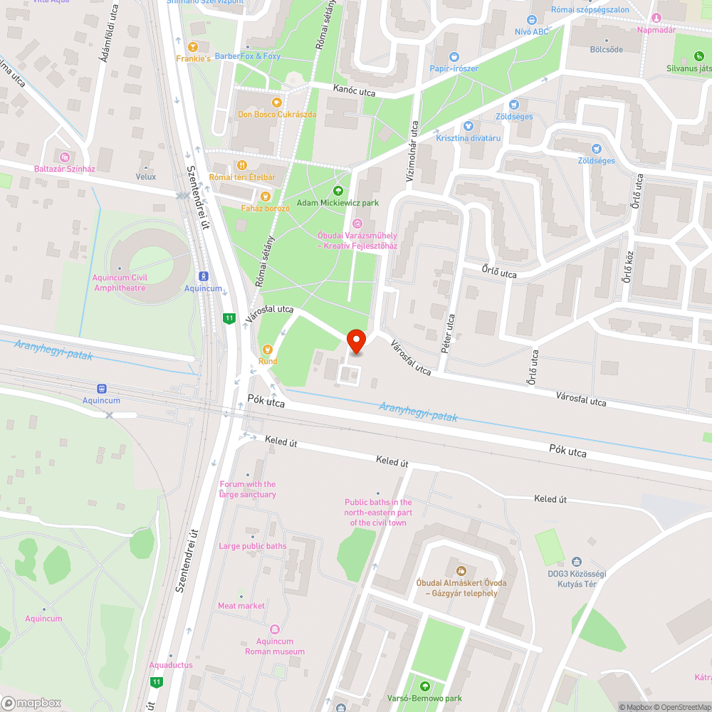 Kátyúk a Városfal utcai bejárónál bejelentés helye