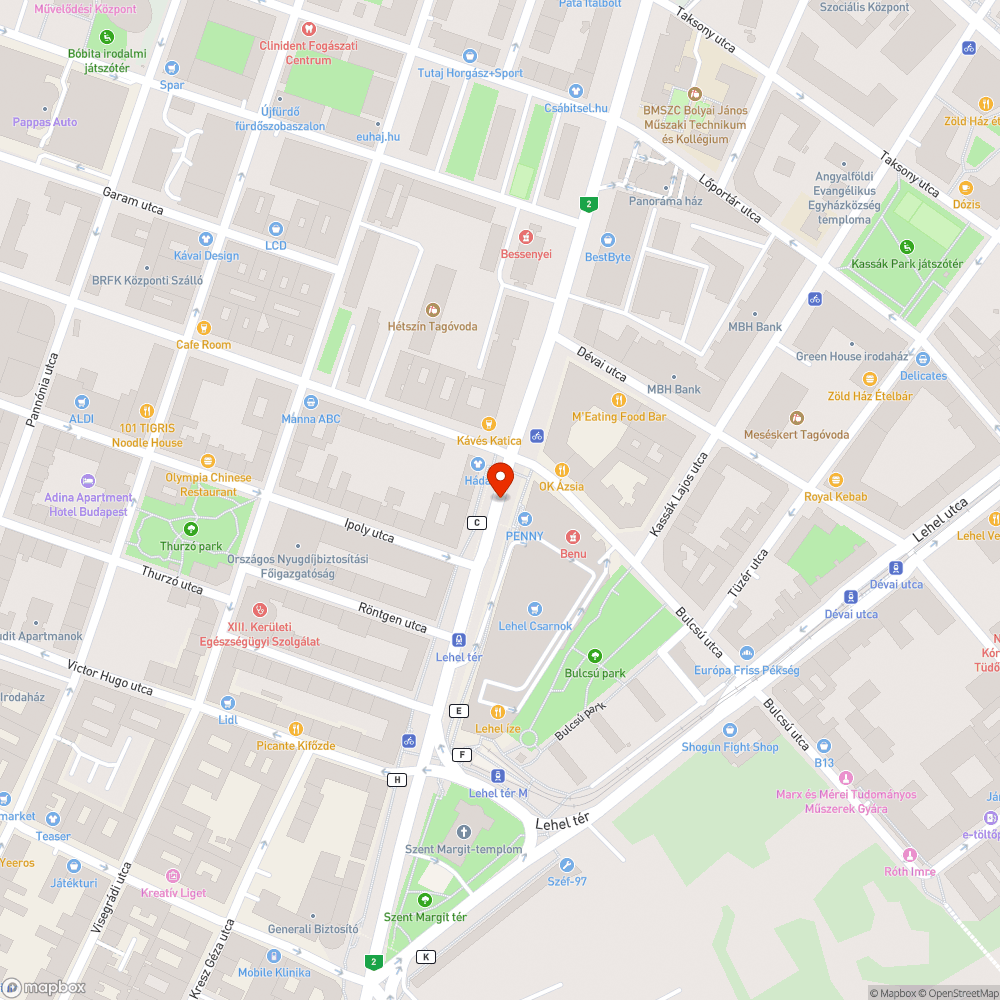 Graffitik és kopott pad bejelentés helye