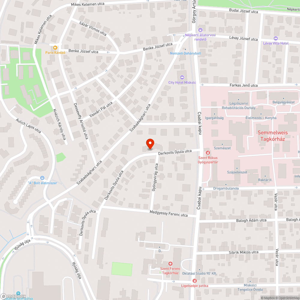 Több éve utcában hagyott rossz műszaki állapotú autó bejelentés helye