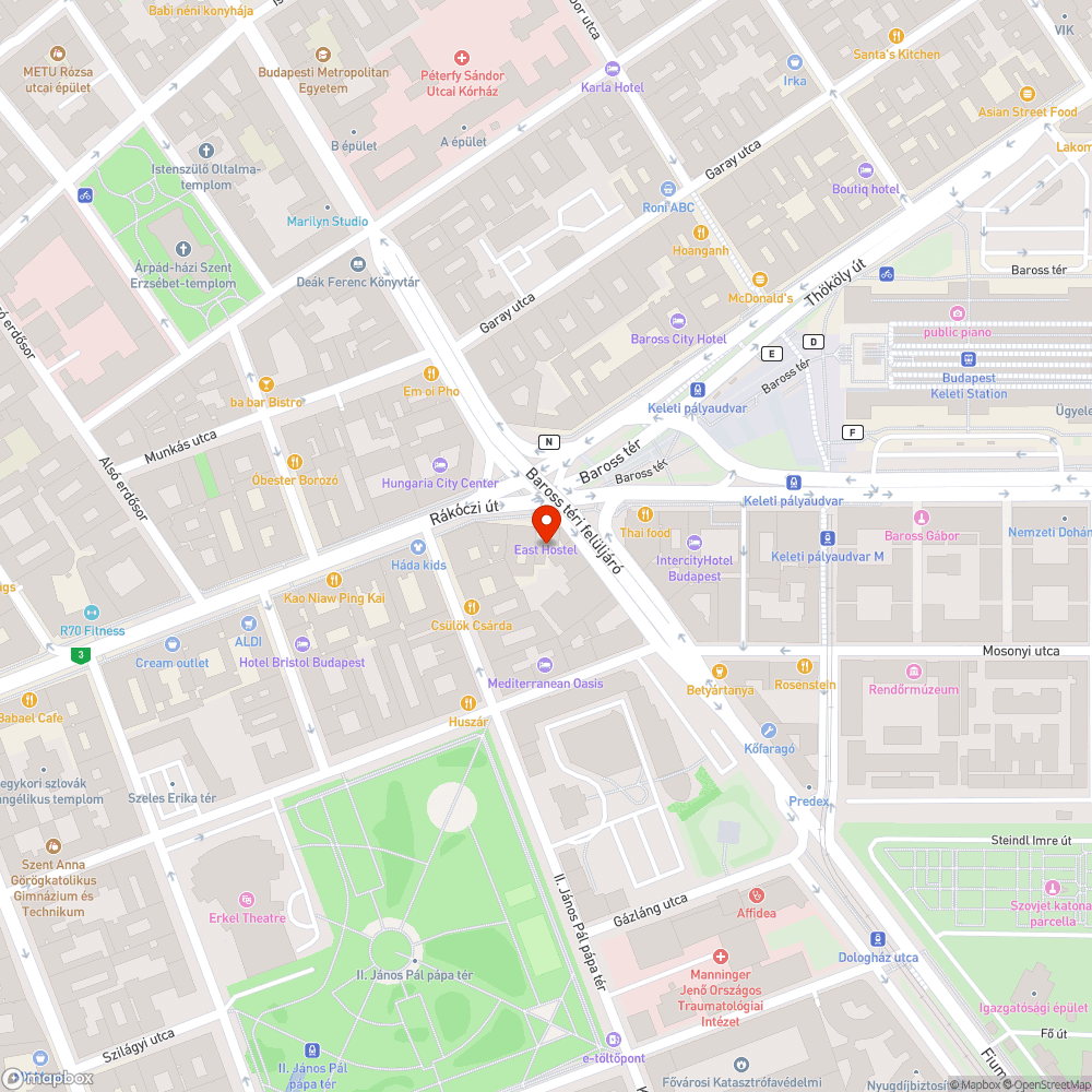 Túl nagy kátyú forgalmas úton, kikerülése balesetveszélyes bejelentés helye