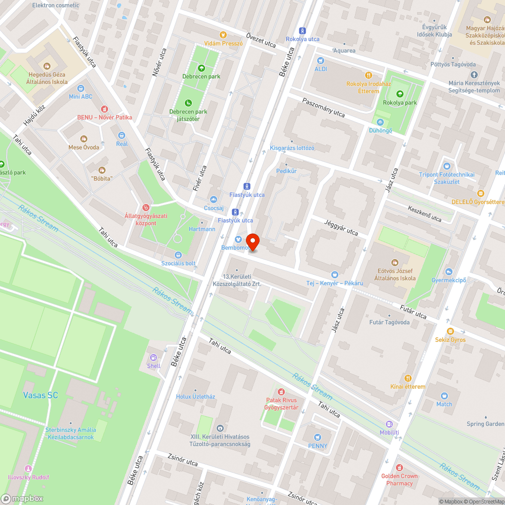 Fákra szögelt lomis táblák bejelentés helye