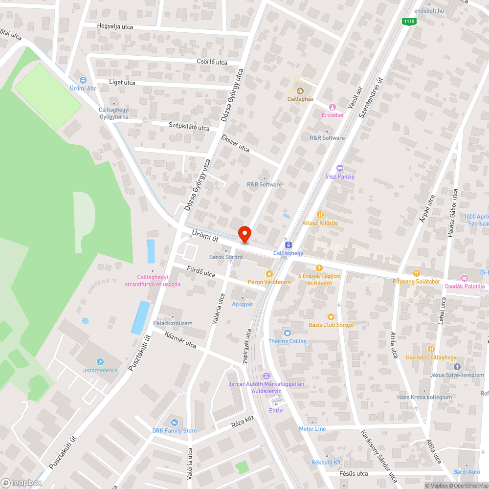 Fára szögelt tábla bejelentés helye