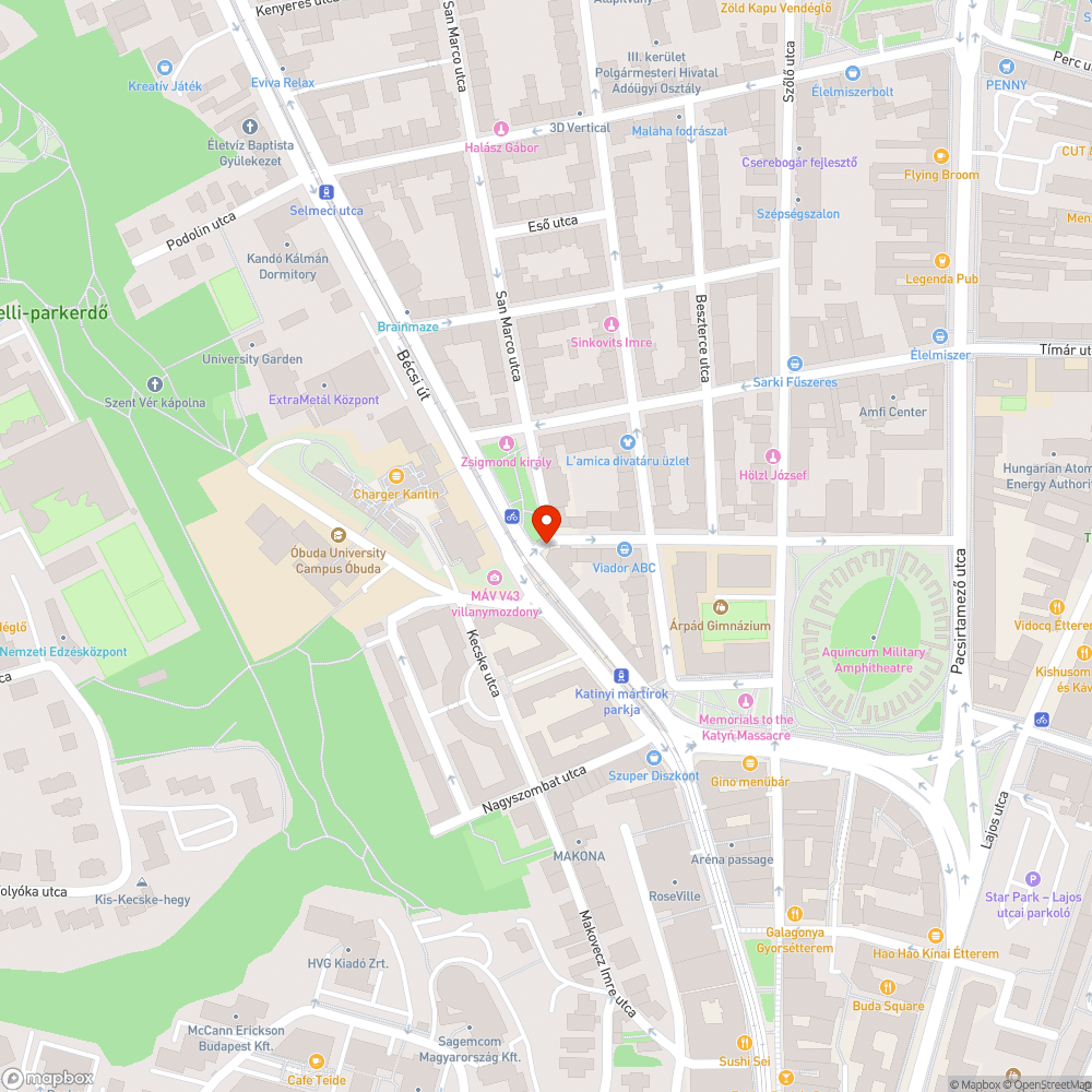 Kanapé a park szélén bejelentés helye