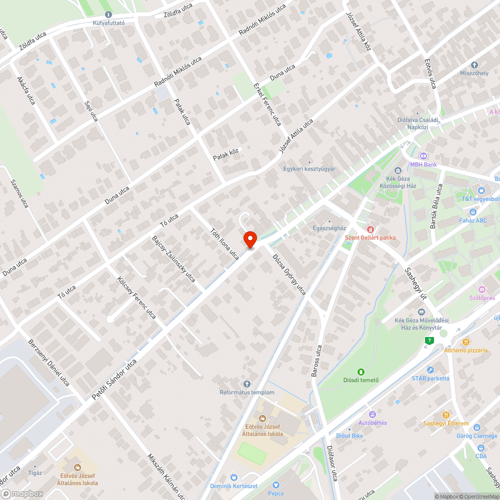 Fa takarja a táblát bejelentés helye