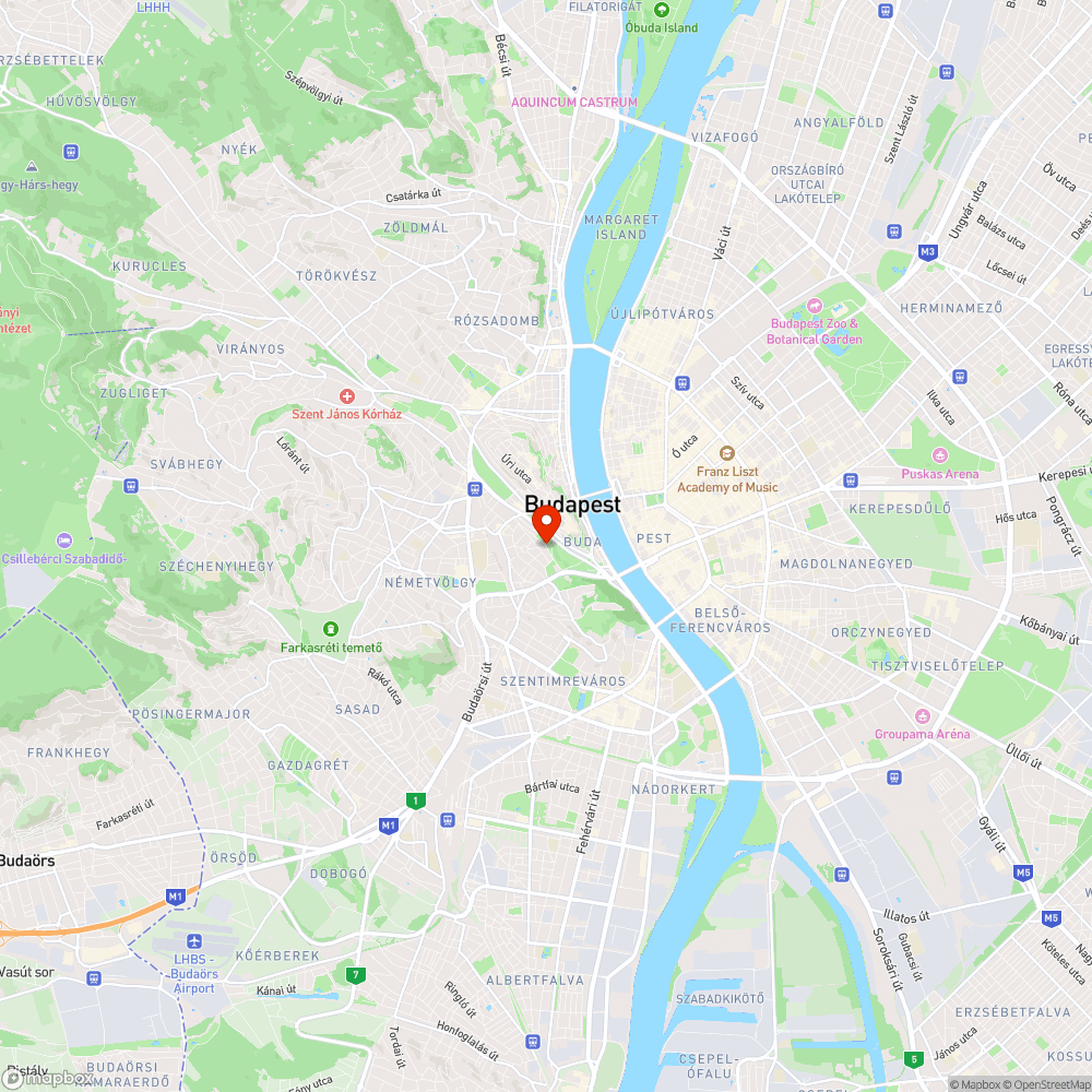 Beszakadt járda és az odavezető „út” bejelentés helye