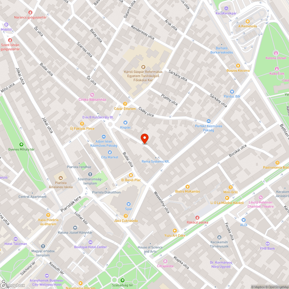 Üres fahely a Csokonai utcán bejelentés helye