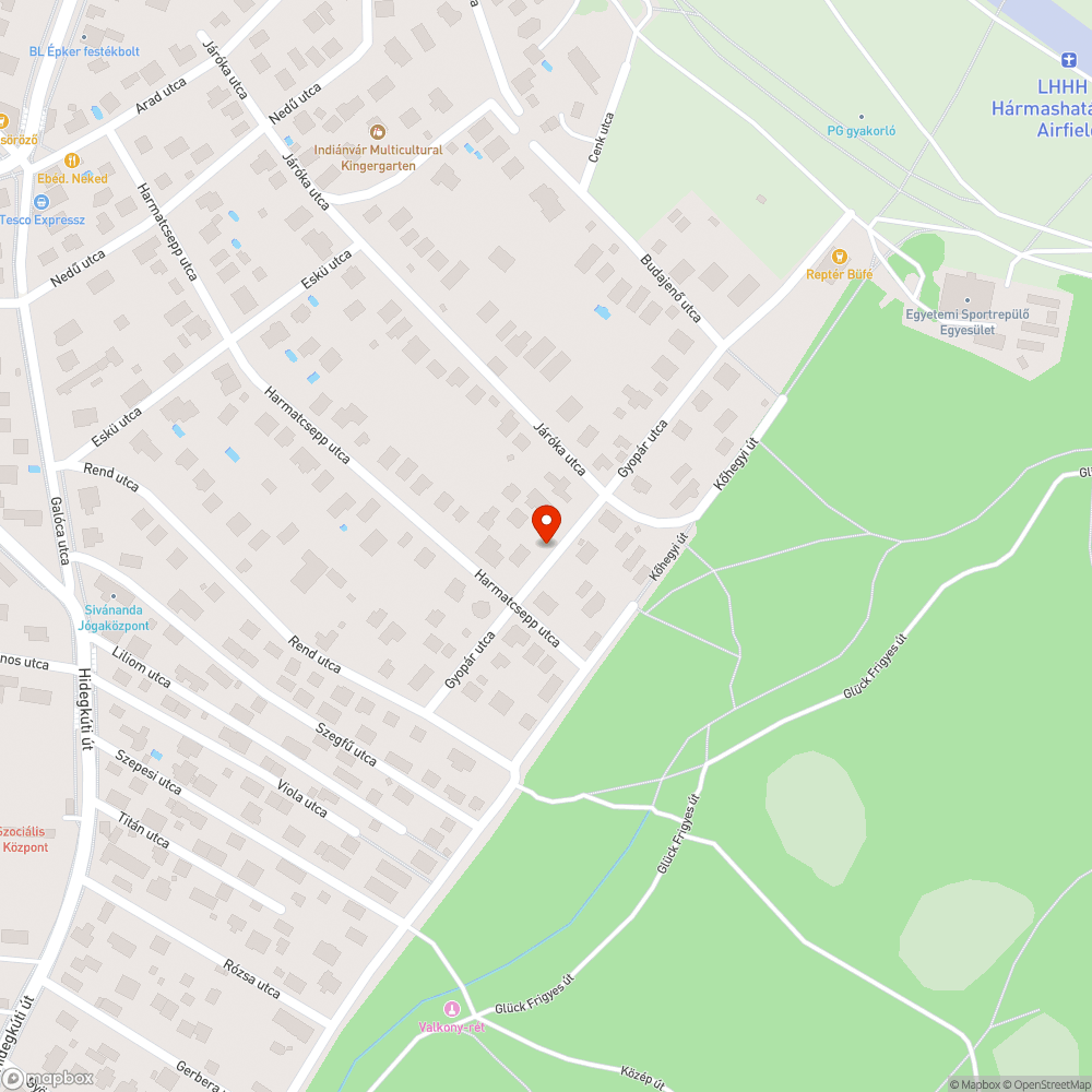 Nagy esőzés miatt kialakúló félben lévő kátyú. bejelentés helye