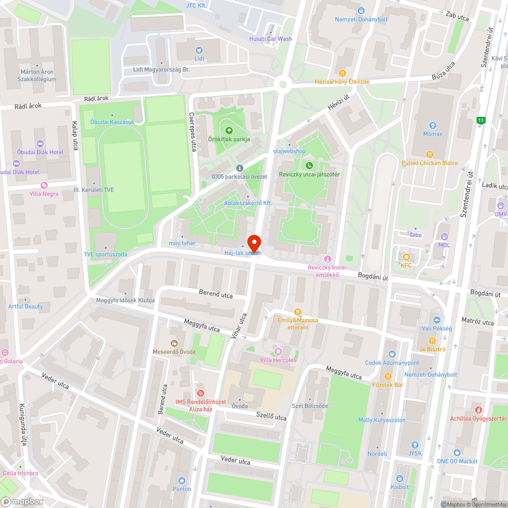 Huszti út - Bogdani út kereszteződésnél bazi nagy kátyú bejelentés helye