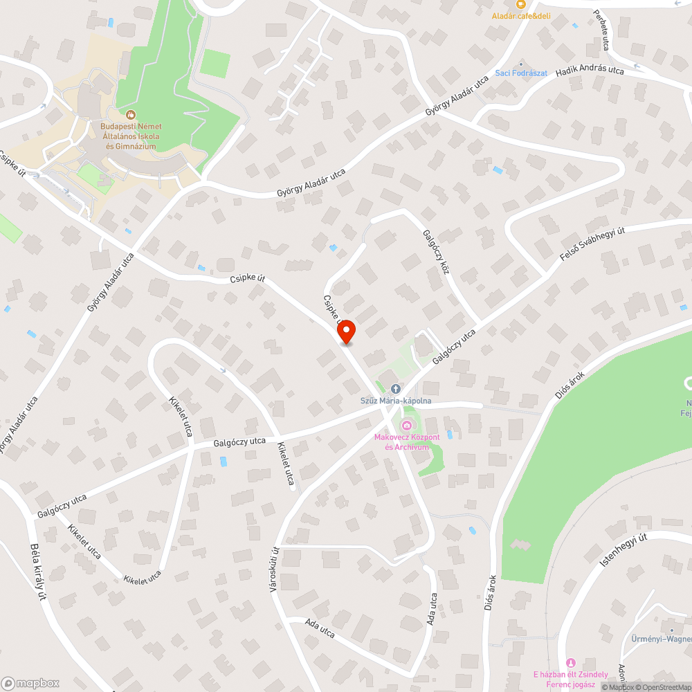 Hibás járdaszakasz, emiatt házba jön a víz bejelentés helye