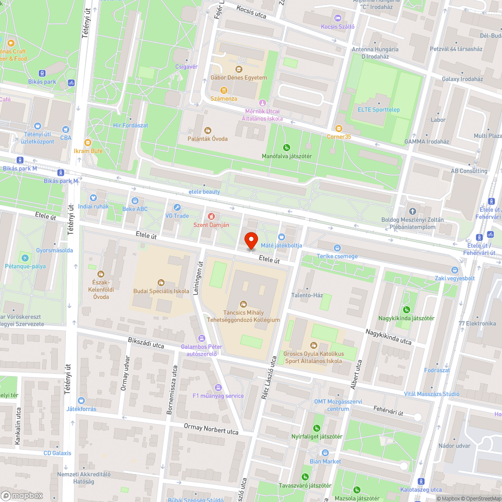 Roncs jármű a parkolóban bejelentés helye