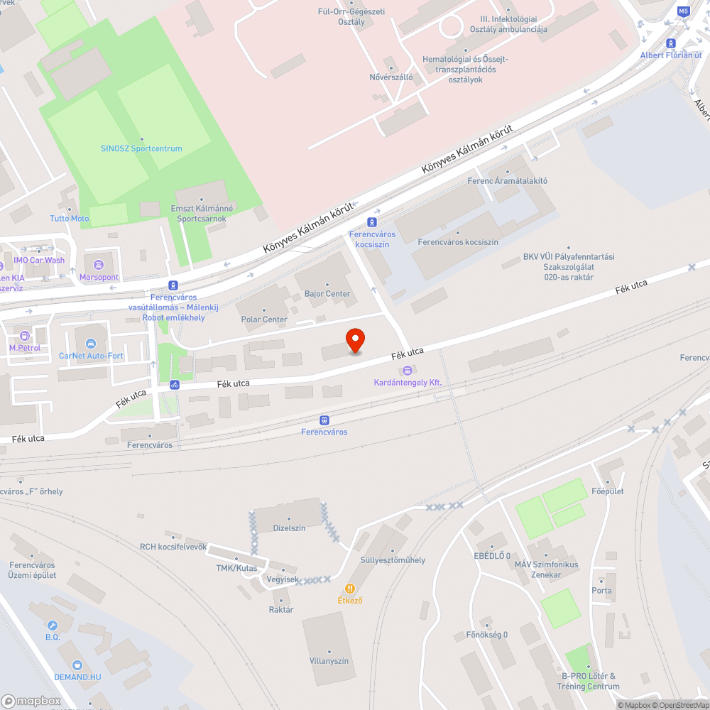 A járdát benőtték a fák oldalhajtásai bejelentés helye