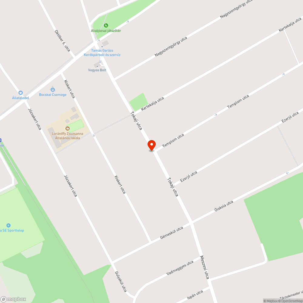 Elhasználódott buszmegálló tábla bejelentés helye