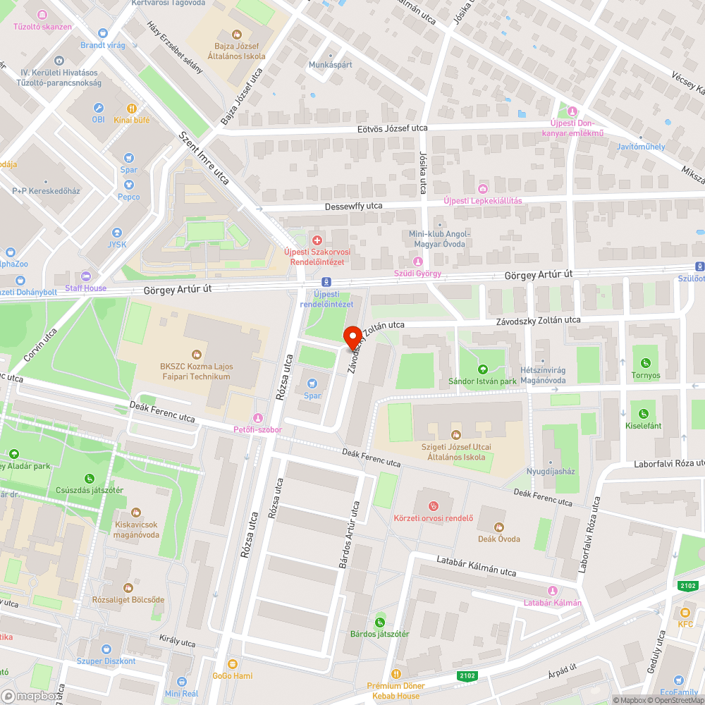 a parkolóhelyen mély víz, a kocsiból kilépve beázik a cipő bejelentés helye