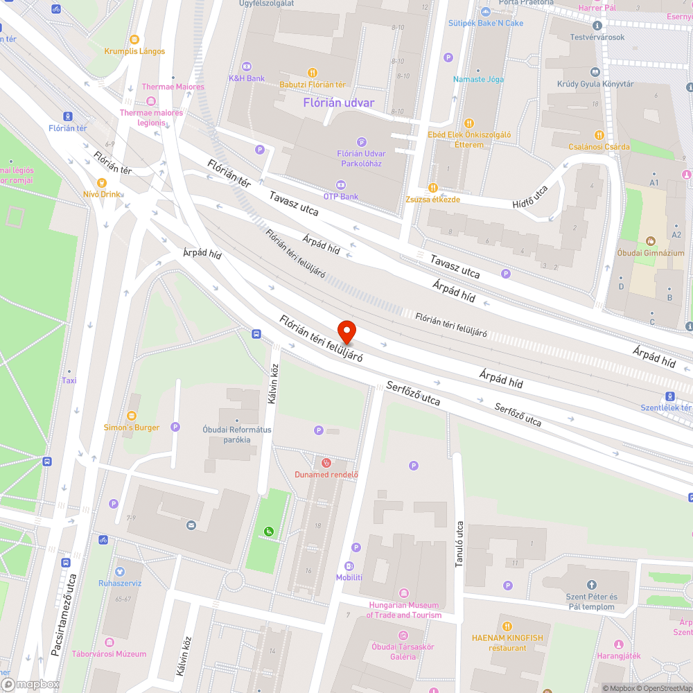 Tábla a menetiránnyal ellentétesen bejelentés helye