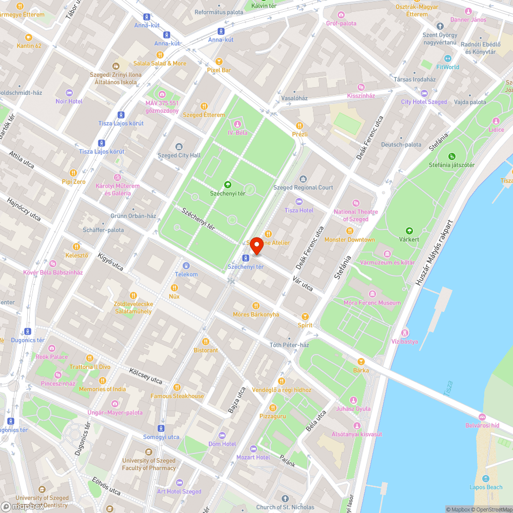 Rozsdás kerékpártámasztók - Vár utca, Nagyposta mellett bejelentés helye