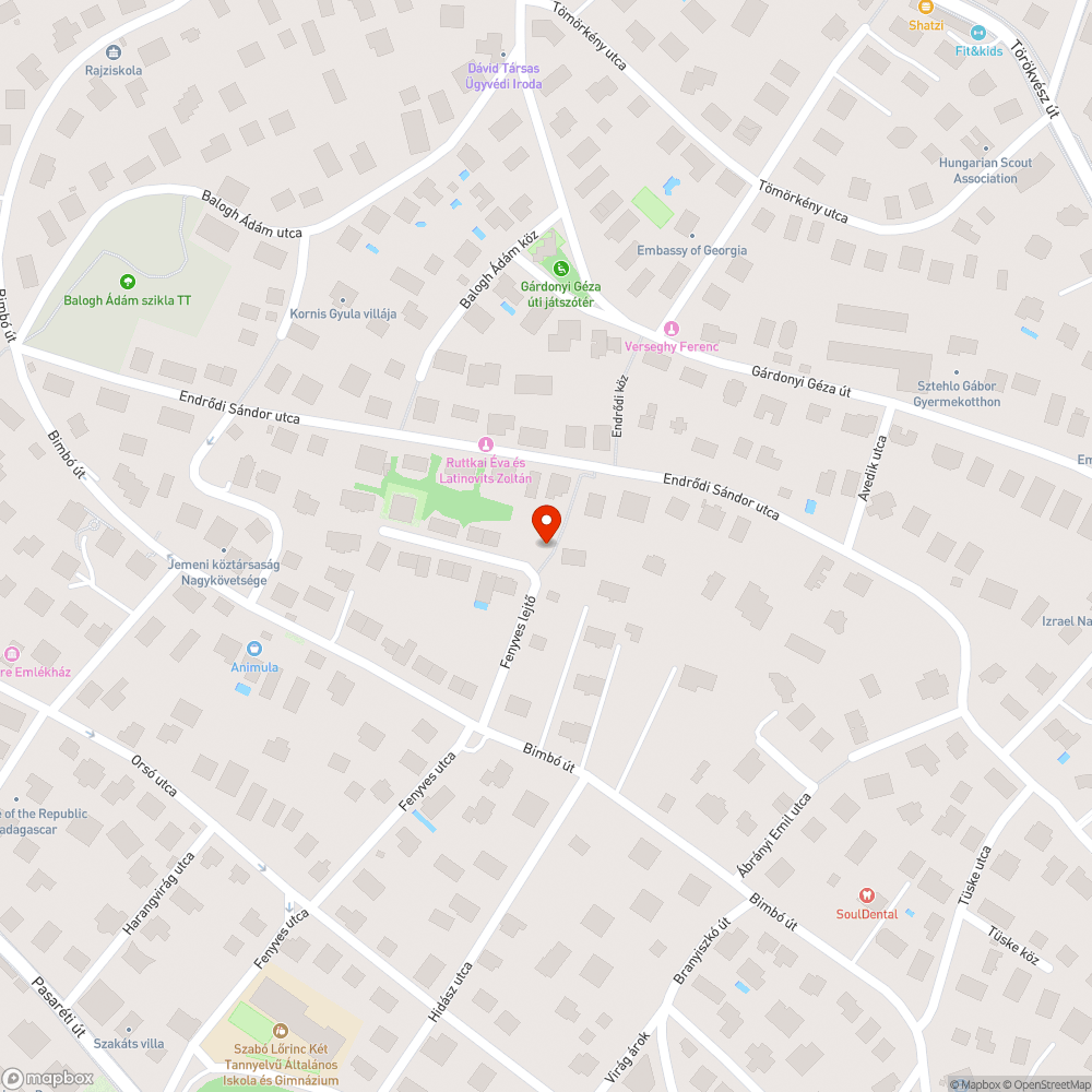 Elhanyagolt buszforduló + több hónapja lerakott fahulladék felhalmazodva bejelentés helye