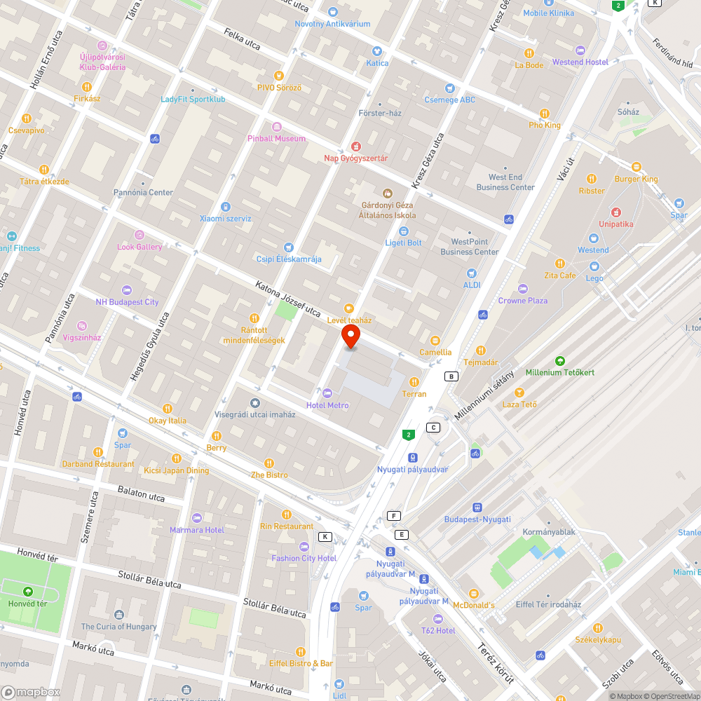 Illegális járdán parkolás bejelentés helye