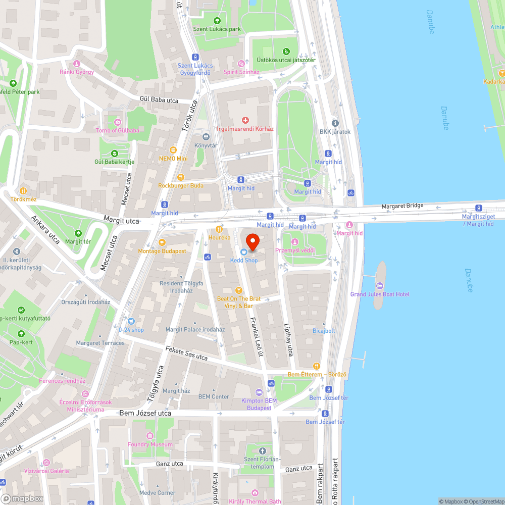 Oszlop ferdén áll bejelentés helye