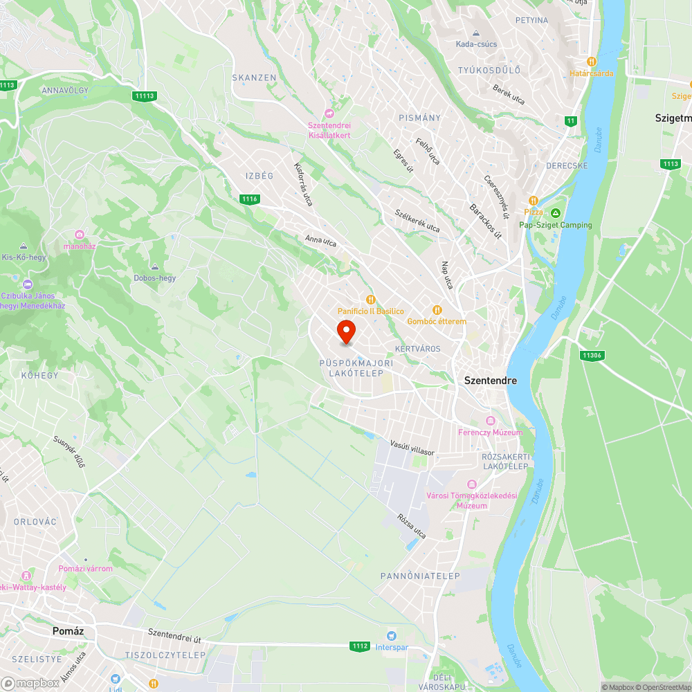 Barcsay iskola előtti járdaszakasz több helyen töredezett bejelentés helye