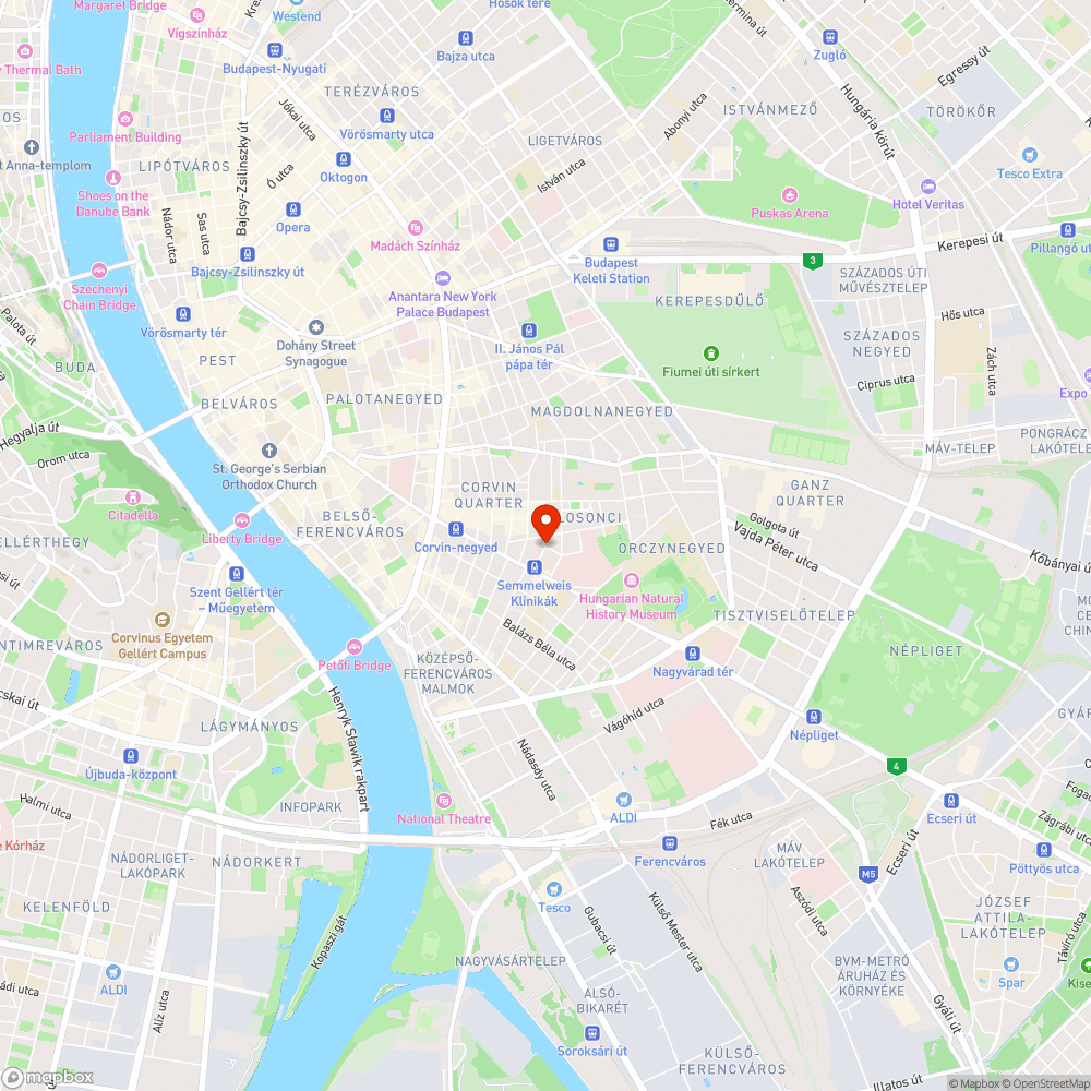 összevissza álló és leszakadt táblák bejelentés helye