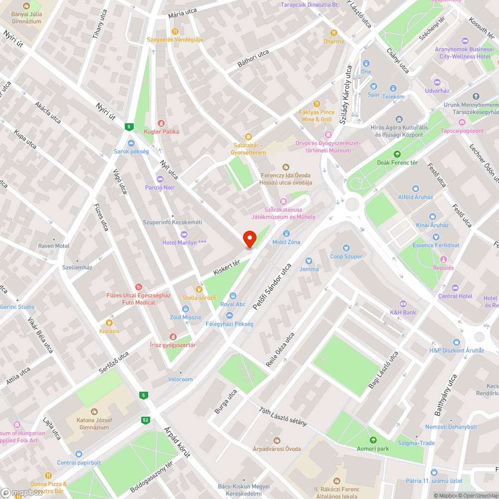 Úttestből kiálló fém - ÚJRAKÜLDVE bejelentés helye