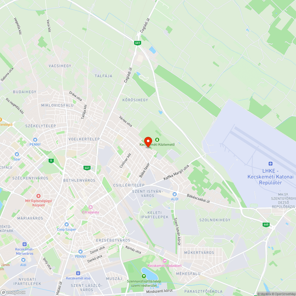 Alig látszó és eltakart KRESZ táblák bejelentés helye