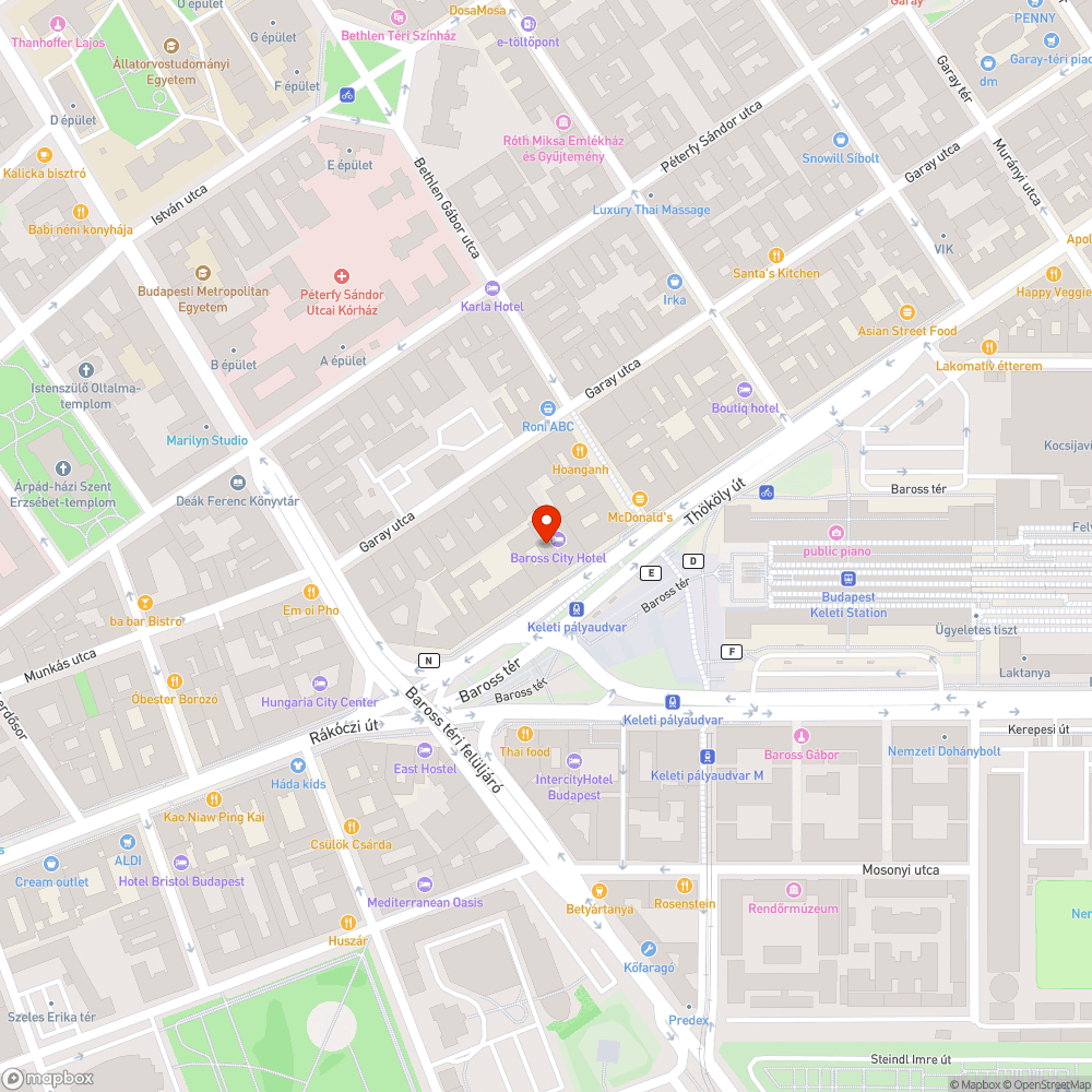 Koszos, mocskos szemetes buszmegálló bejelentés helye