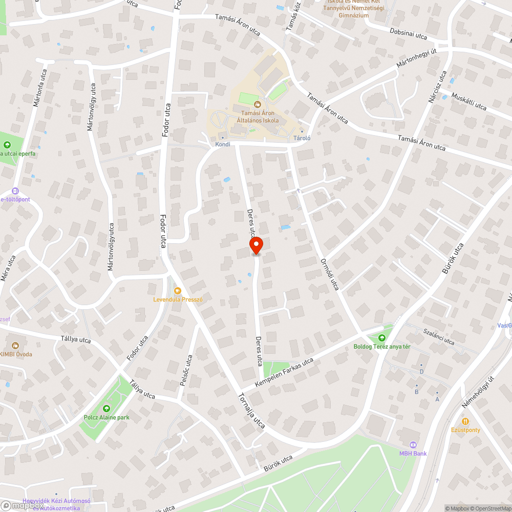 A járda teljes szélességében parkolnak az autók bejelentés helye