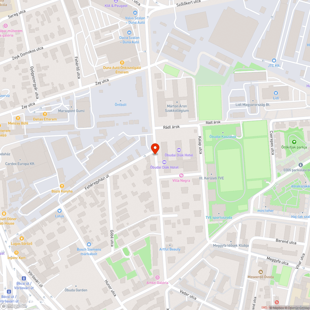 vasúti sín az útba bebetonozva bejelentés helye