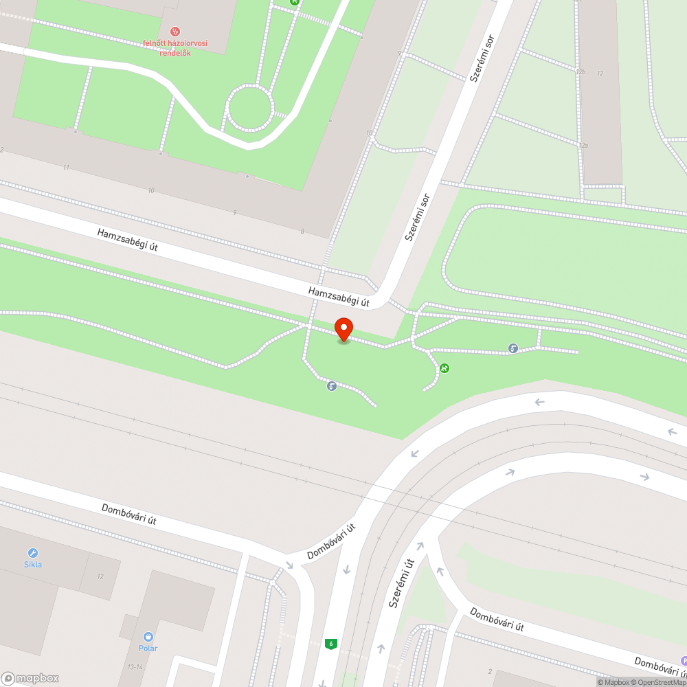 Szétcincált koszos kanapé a kutyafuttatóban bejelentés helye