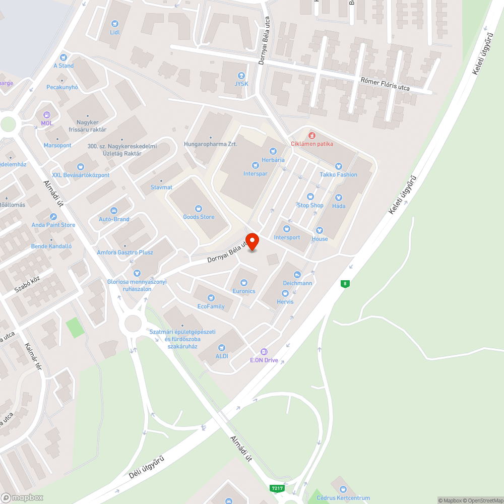 Kilógó elektromos kábel és fémdarabok bejelentés helye