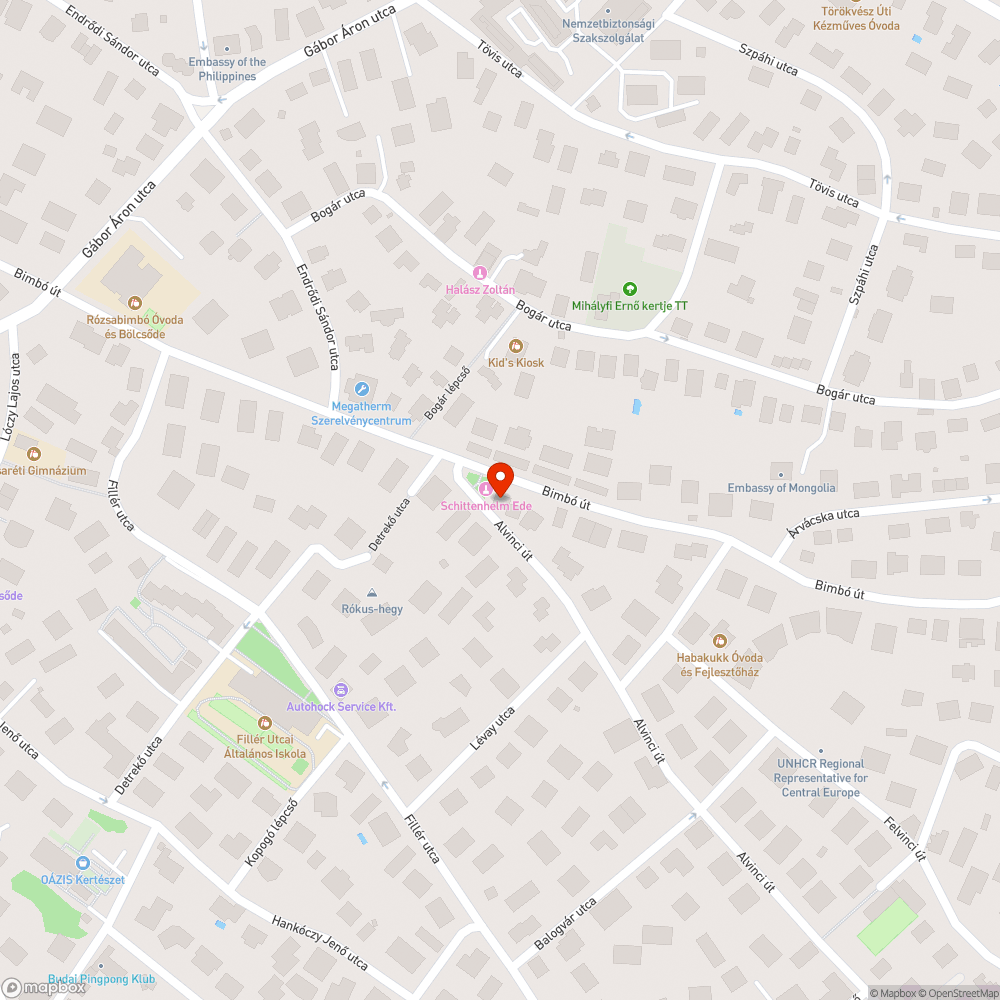 Törvénytelen járdán parkolási állapot évek óta, parkrongálás bejelentés helye