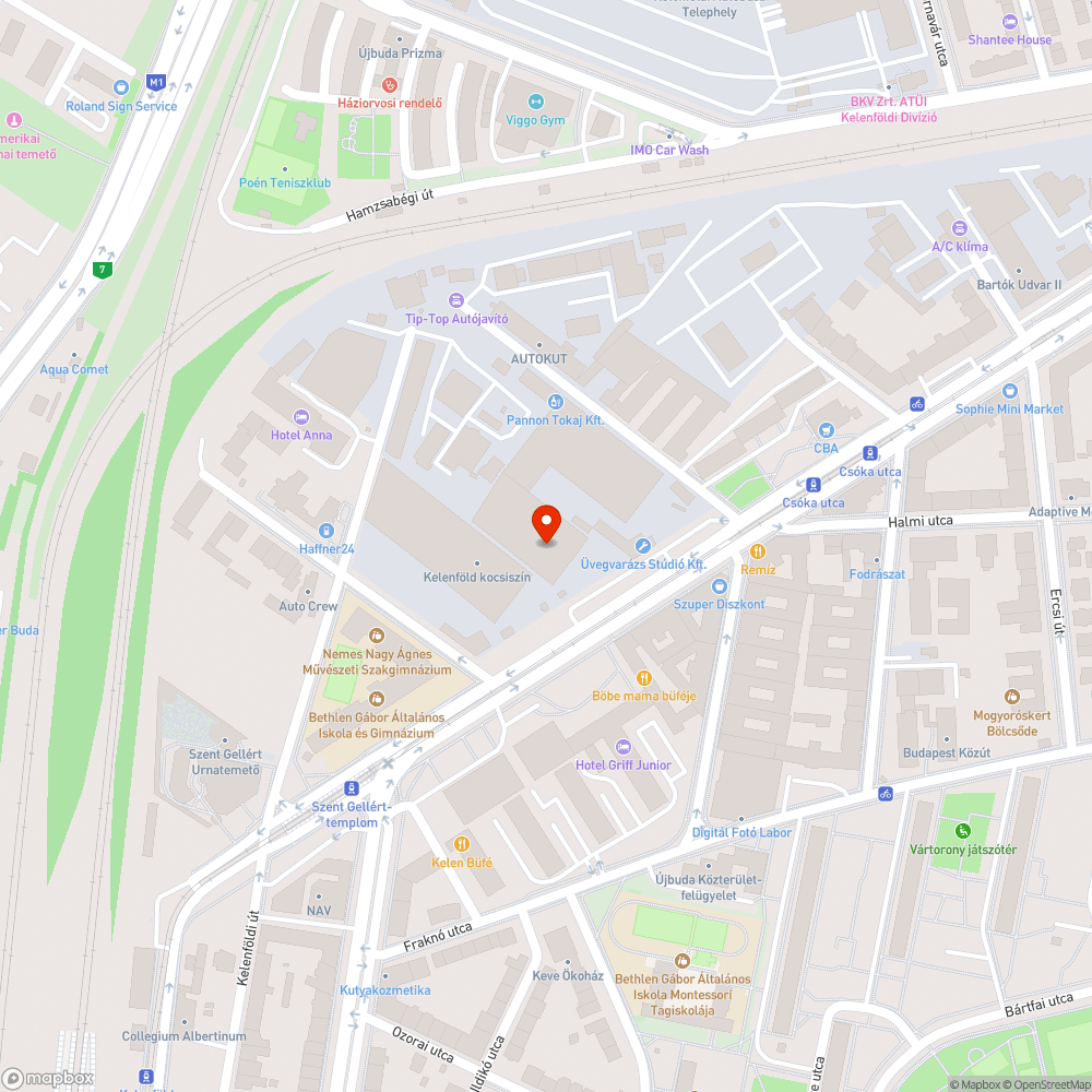 Parkolóban méretes kátyú bejelentés helye