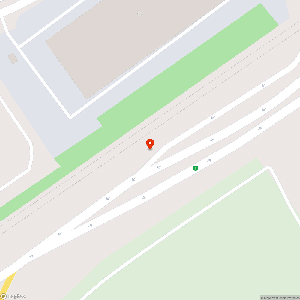 Elsőbbségadás kötelező táblát benőtte a növényzet bejelentés helye